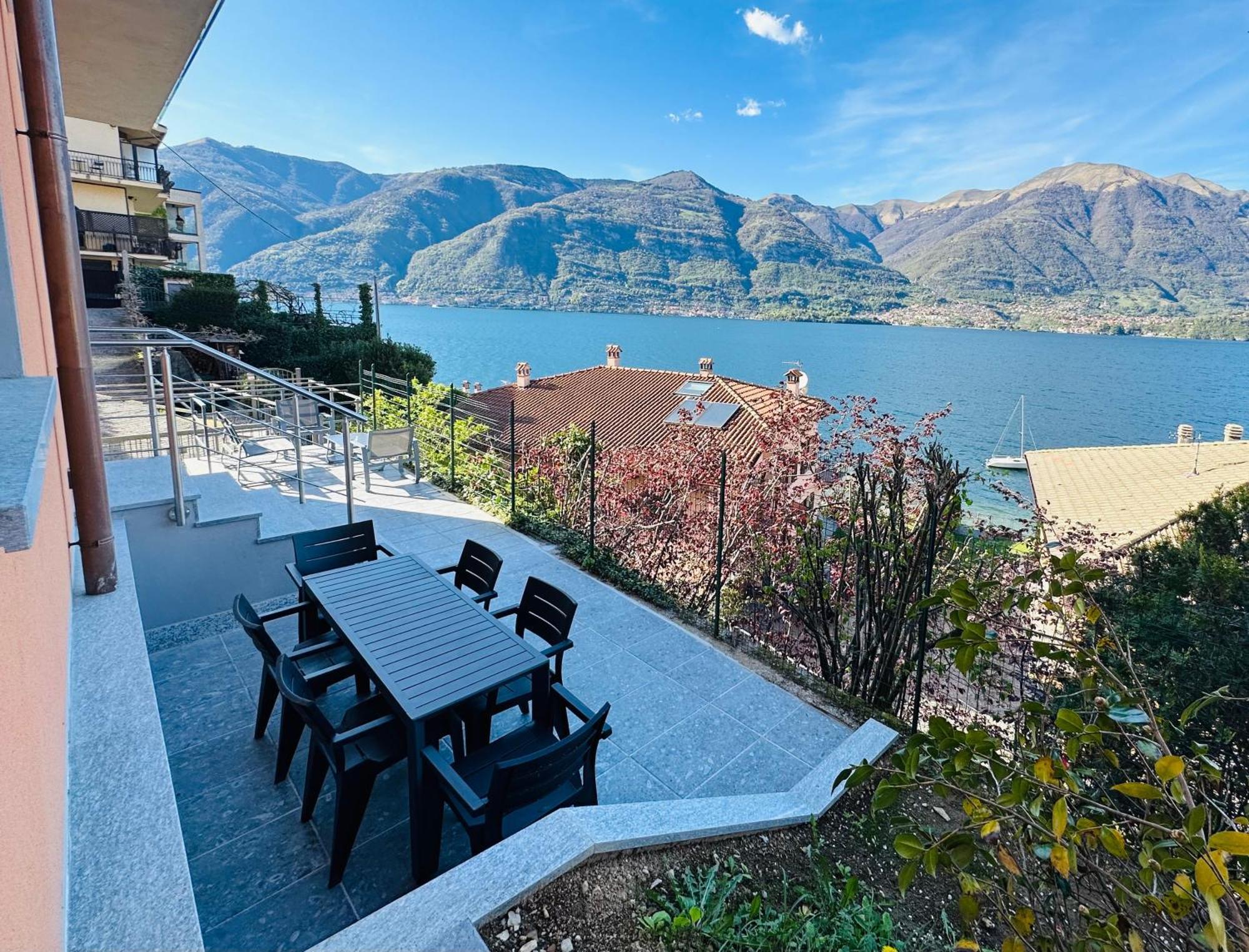 Monolocale Sosta Sul Lago Lezzeno Luaran gambar